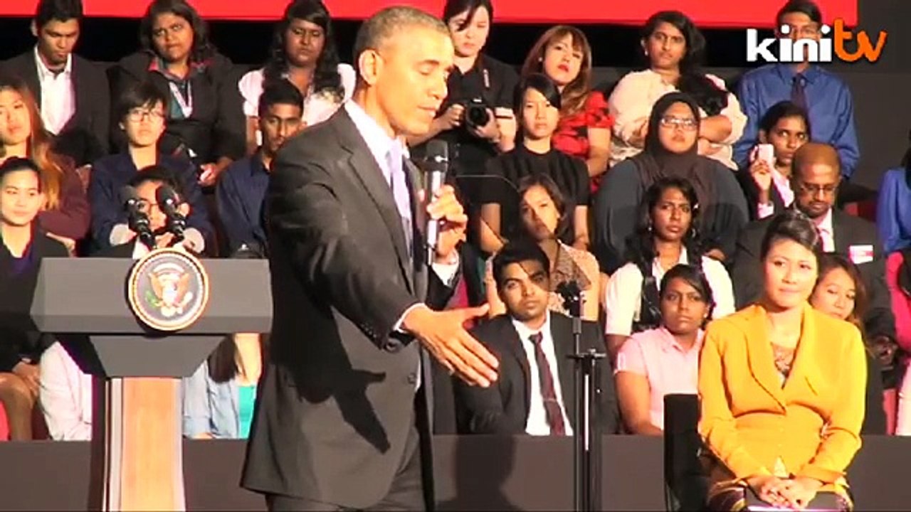 Obama regrets not spending more time with his m...