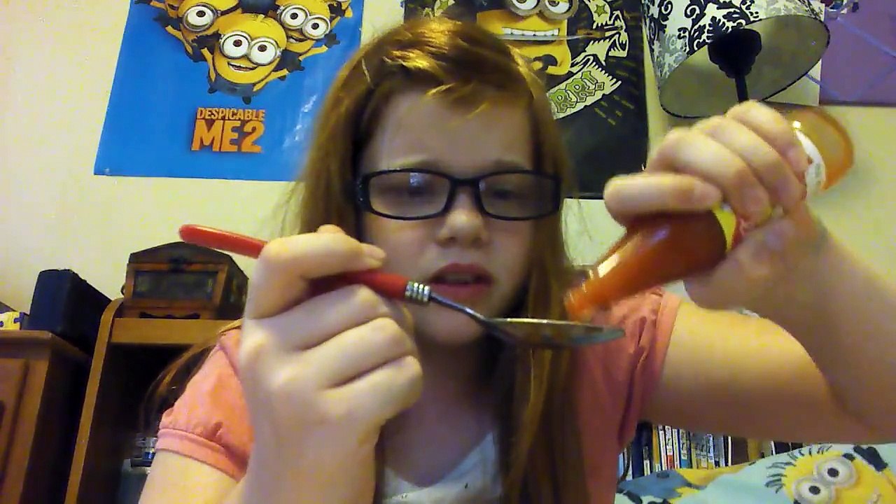 I eat ghost pepper hot sauce hot burning sensation