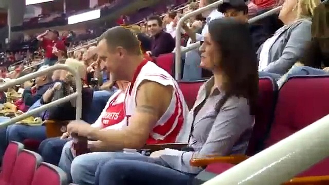 Ultimate Kiss Cam Compil