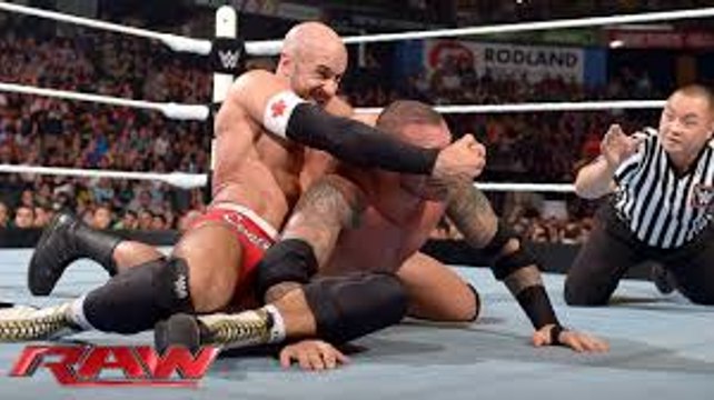WWE RAW 10 Aug 2015 - Randy Orton vs. Cesaro vs. Kevin Owens
