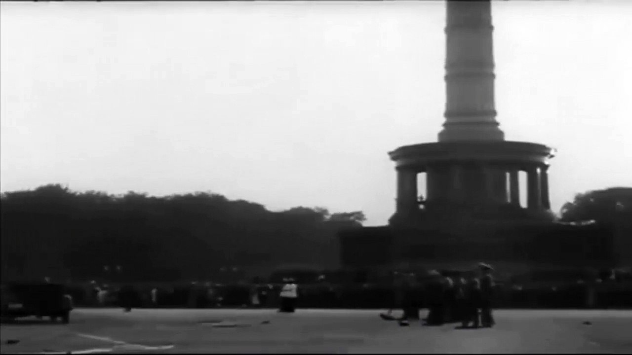 Wehrmacht Sieges Parade in der Deutschen Reichshauptstadt Berlin 1940