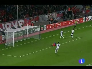 2011.10.19: Bayer Leverkusen 2 - 1 Valencia CF (Resumen)