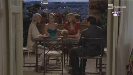 Lo sbirro Insinna processato da moglie e suocera per le avances ricevute da una cugina di Stella