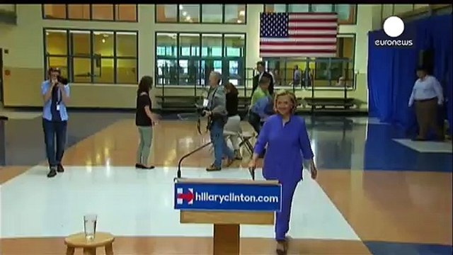 ФБР вивчить особисту електронну пошту Гілларі Клінтон