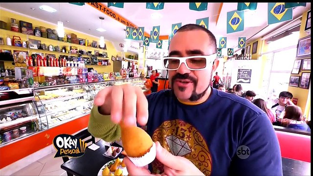 Rodrigo Leitão conhece restaurante com variedades de coxinha