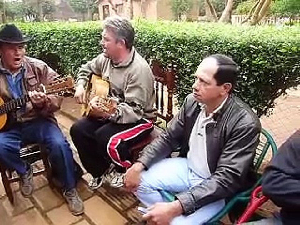 Musica Paraguaya - Polca (en Vivo)