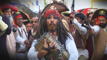 Câmera Escondida: Piratas no Beco