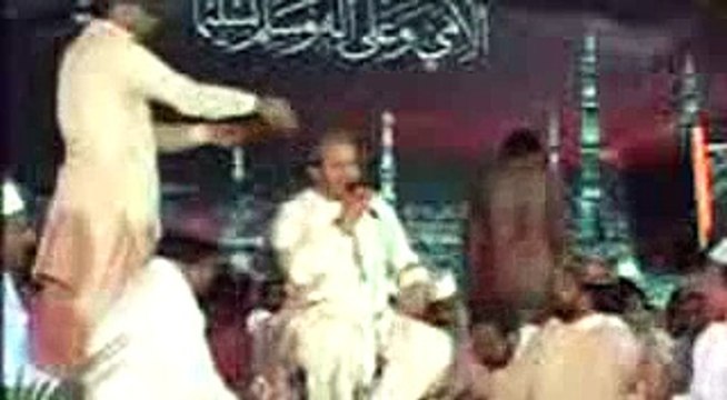 Sarkar aye honge shahbaz qamar fareedi....Beautifull naats 2010 Hafizabad - YouTube_mpeg4