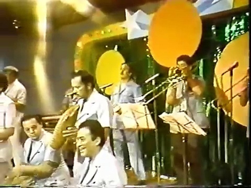 The Latin Brothers con Piper Pimienta Diaz - Las Caleñas Son Como Las Flores