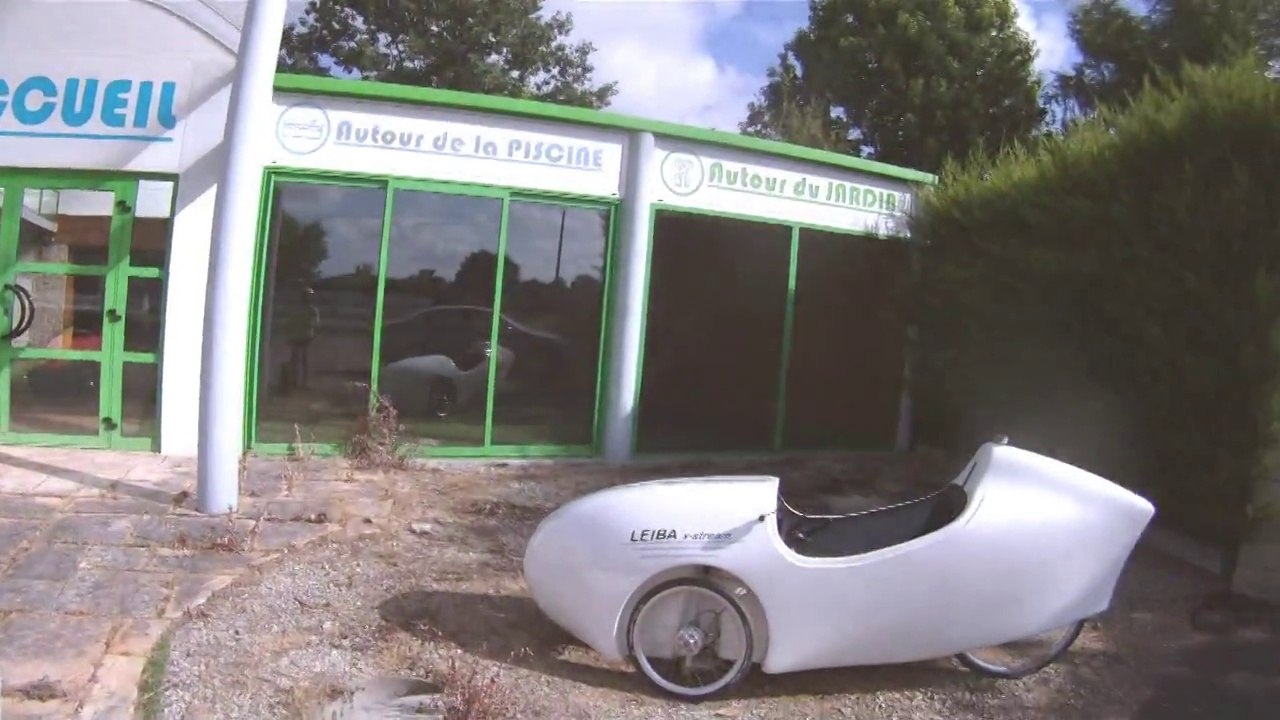 Essais de vélomobiles au Mans