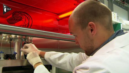 Une imprimante 3D fabrique des prothèses en matière vivante