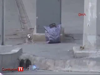 Taksim meydanında şüpheli paket alarmı