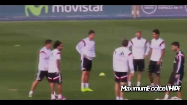 Cristiano Ronaldo and James Rodriguez Funny Moments Cristiano Ronaldo fake vs James 2015 Football