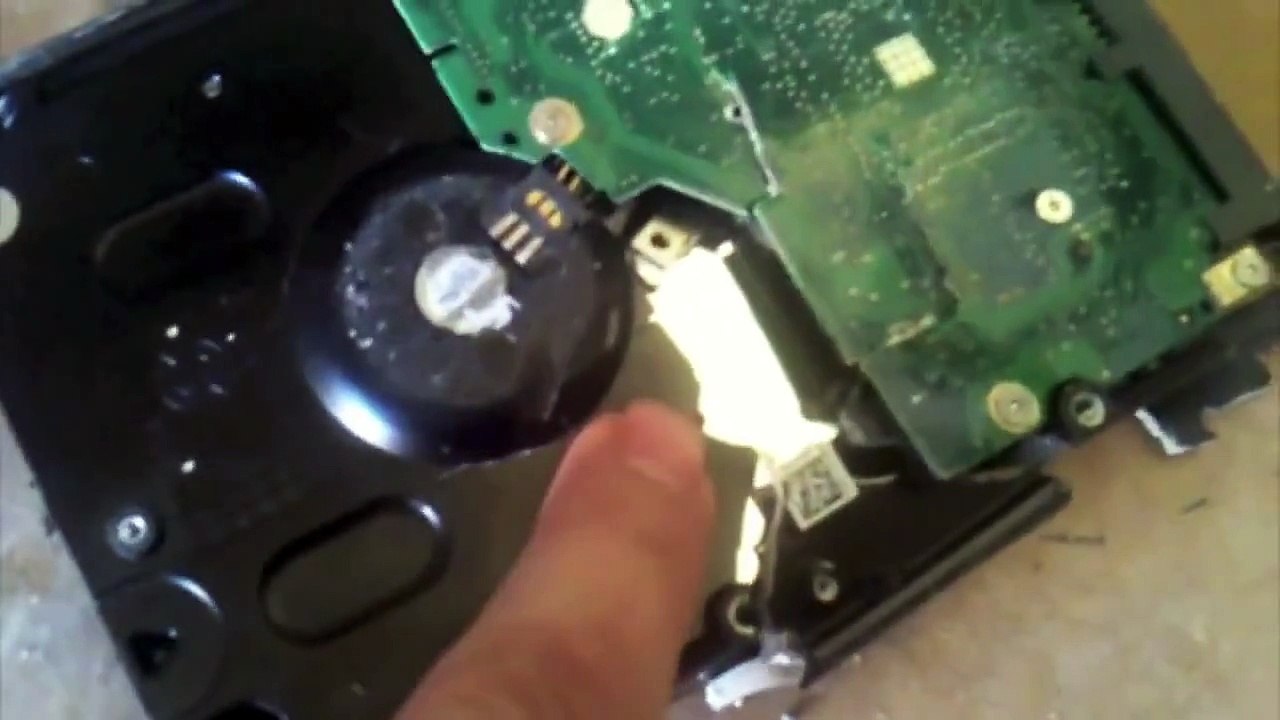 Cómo arreglar un disco duro multimedia Iomega de 1 Tb