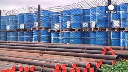 L'IEA: l'eccesso d'offerta di petrolio durerà fino alla fine del 2016