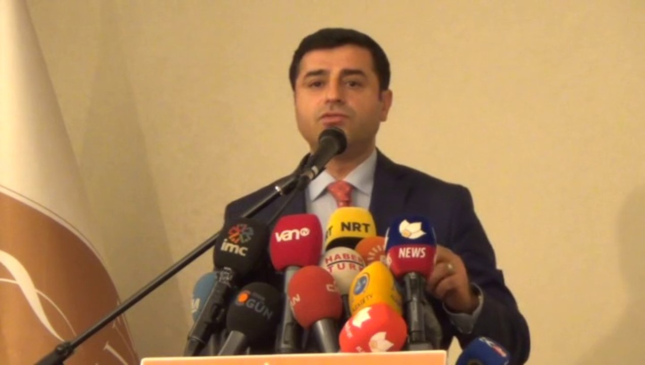 Selahattin Demirtaş - Bugün Şu Saatte Kaldığımız Yerden Devam Edelim Denirse Ki Denilebilir