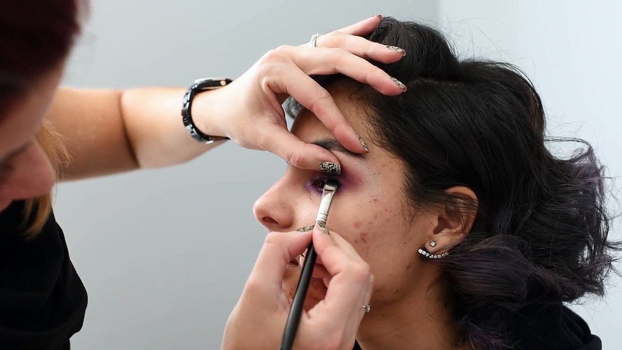 Boudoir Eye Makeup Tutorial with Claudia Moriel