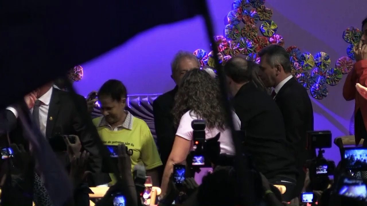 Lula respalda a Rousseff