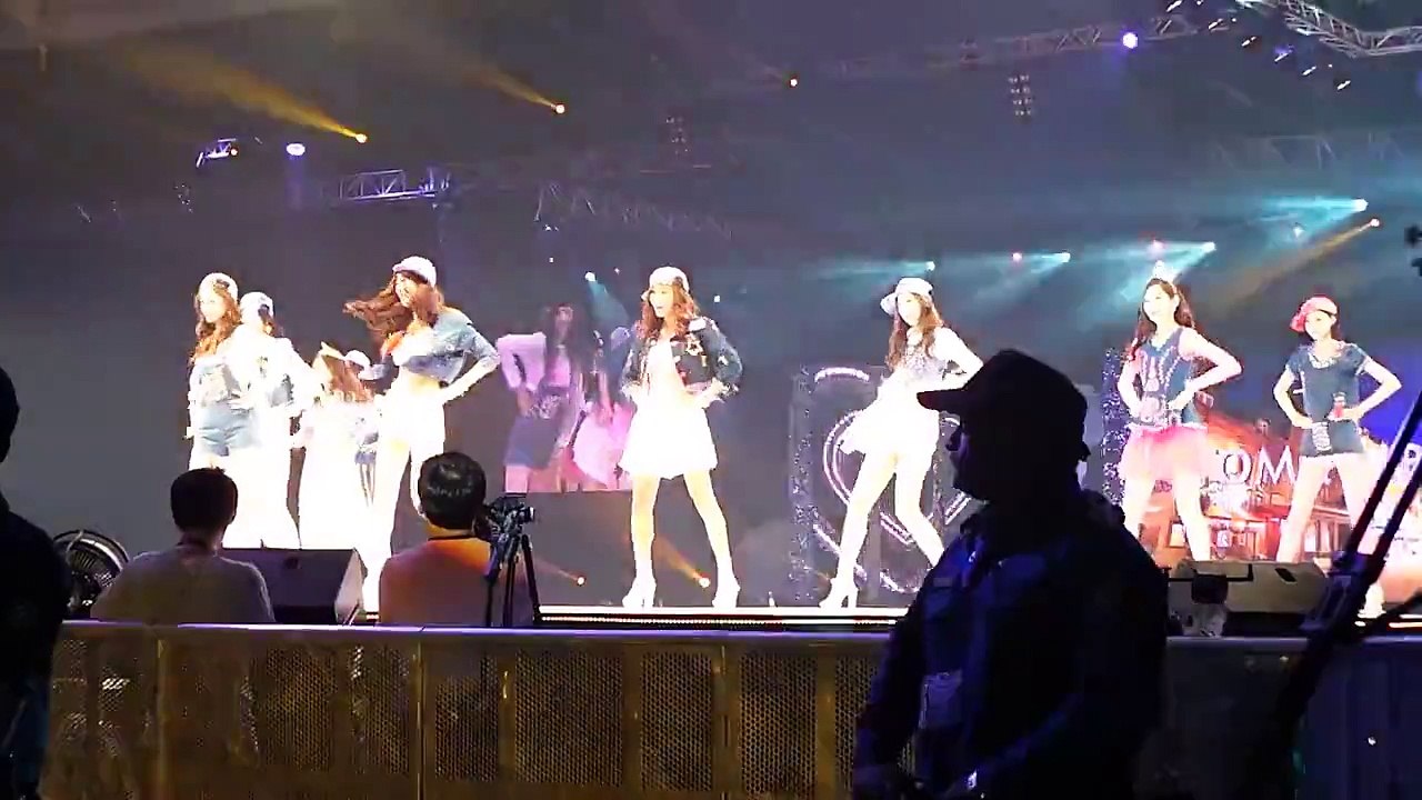130622 ASC Korean Models Dancing to IGAB Part 2