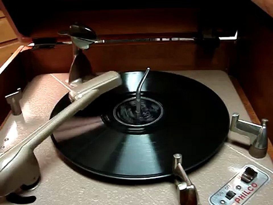 Philco 1940's model 46-1203 radio record player Changer