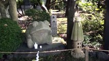 【珍百景】ドラえもんの狛犬がいる神社 Doraemon in a Shinto Shrine