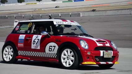 MINI TAKES THE OVAL 2015 (Promo) copia