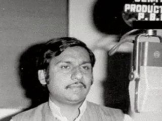 Shaoq Har Rang Raqeeb e Sar o Saamaan Nikla..Ghalib.. Ghulam Ali