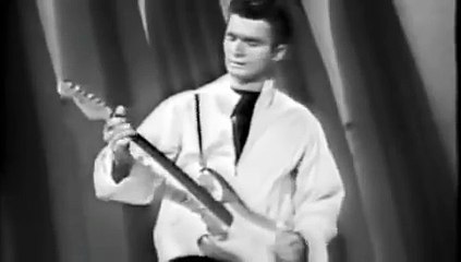 Dick Dale - Surfin' Swingin'/Misirlou/Wedge Live 1963