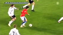 Tomas Rosicky shorts down