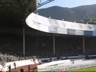 I gjithë stadiumi tu prohorit Allahu Ekber