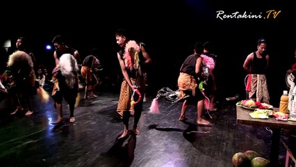 Kuda Kepang: Keeping the incense burning