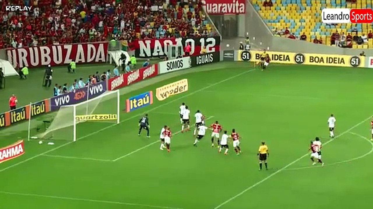 Flamengo, sin Paolo Guerrero, ganó 3-2 a Atlético Paranaense por Brasileirao