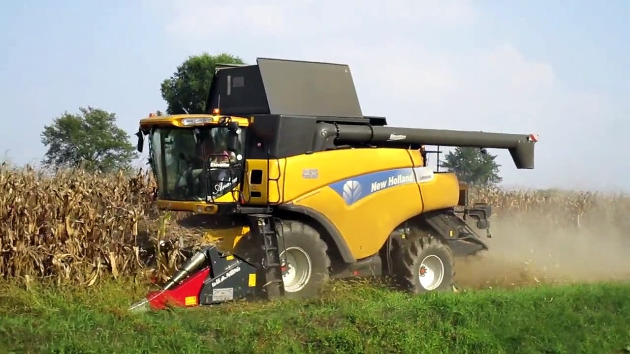 New Holland CR 9090 Elevation - Mais 2014