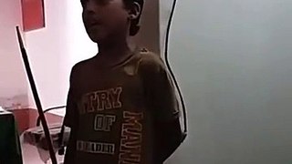 Pakistan got talent! A young boy amazingly Singing Rahat fateh ALi Khan song Zaroori tha ! - Pakistani Showbiz Buzz Industry - Latest News