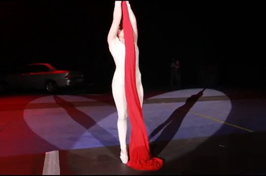 aerial silks women's circus act - Circus Kresiva
