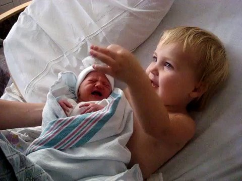 Ellen Degeneres must see, Love my new sister- funny cute adorable baby video