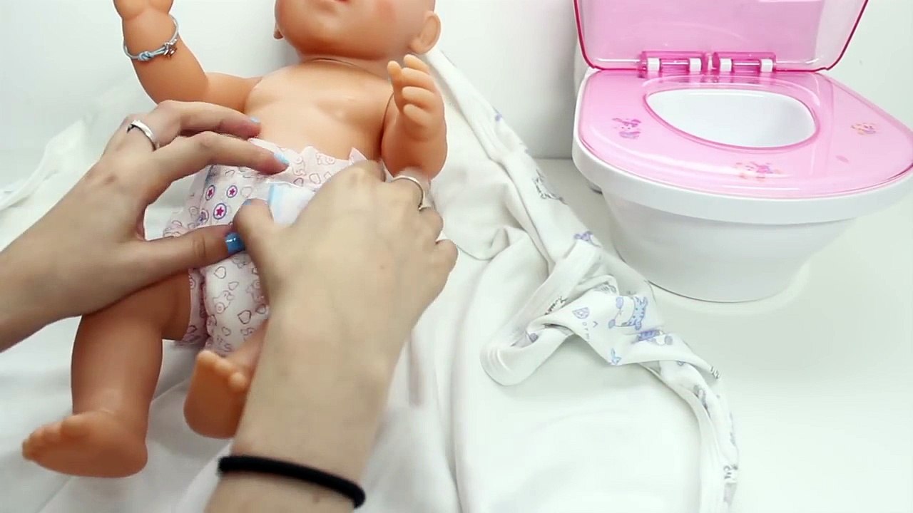 Baby Doll Magic Potty Training Poops & Pees Nenuco Baby Girl Diaper Potty Time Toy Toilet Toy Videos