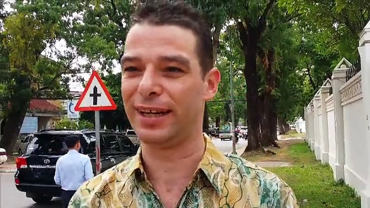 Sending Letters to all Embassy's