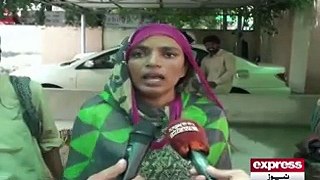 Gujranwala DSP was beaten by a women in police station 13-08-2015