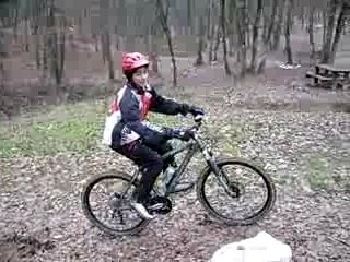 max fait du vtt