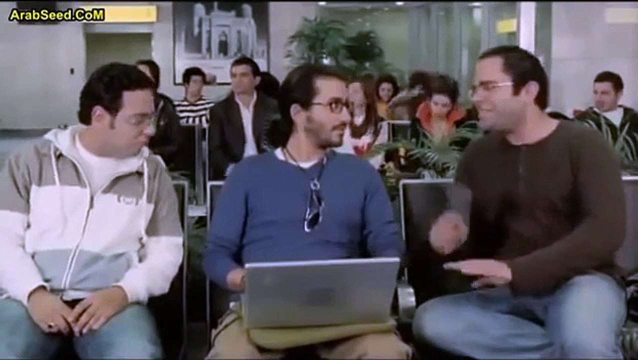 مشهد من فيلم عسل اسود