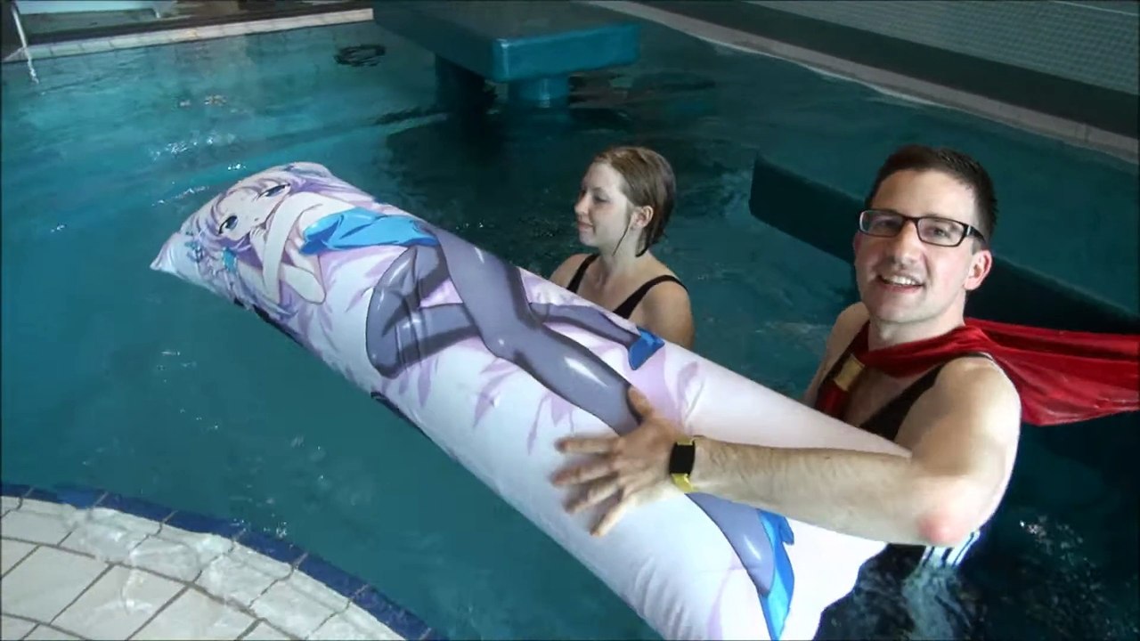 The Swimming Otaku - Meidocafe channel