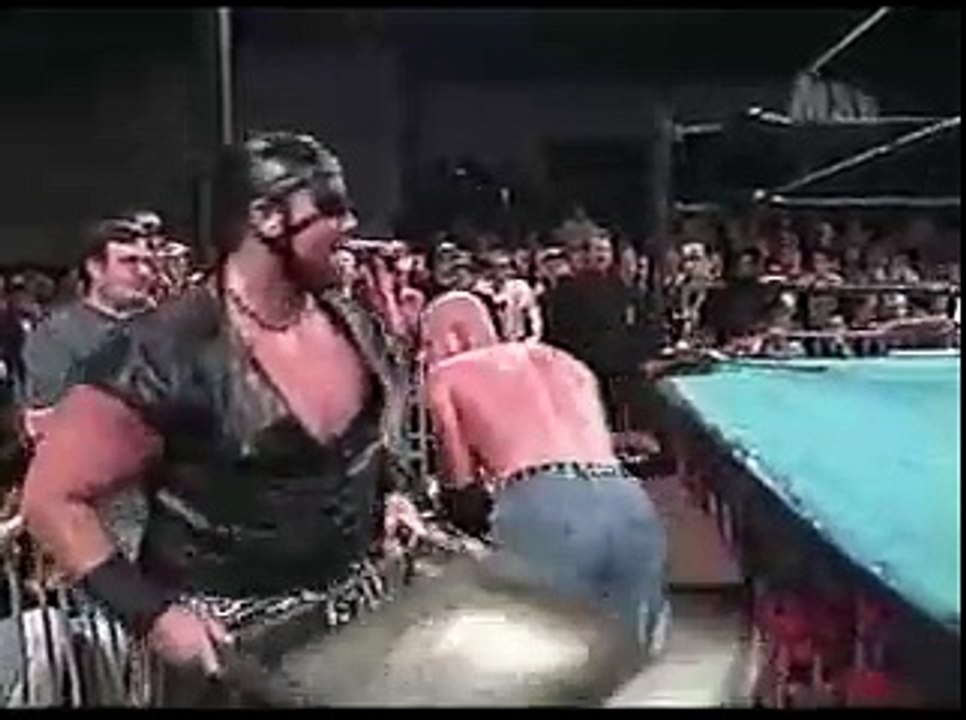 pcouniverse.com - PCO Pierre Carl Ouellet  vs. ECW World Champion Justin Credible