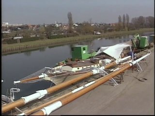 Il construit une goélette en bois en 17 ans