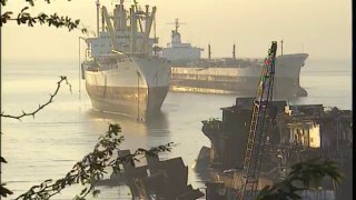 L'enfer de la plus grande casse de bateaux au monde - Plage d'Alang