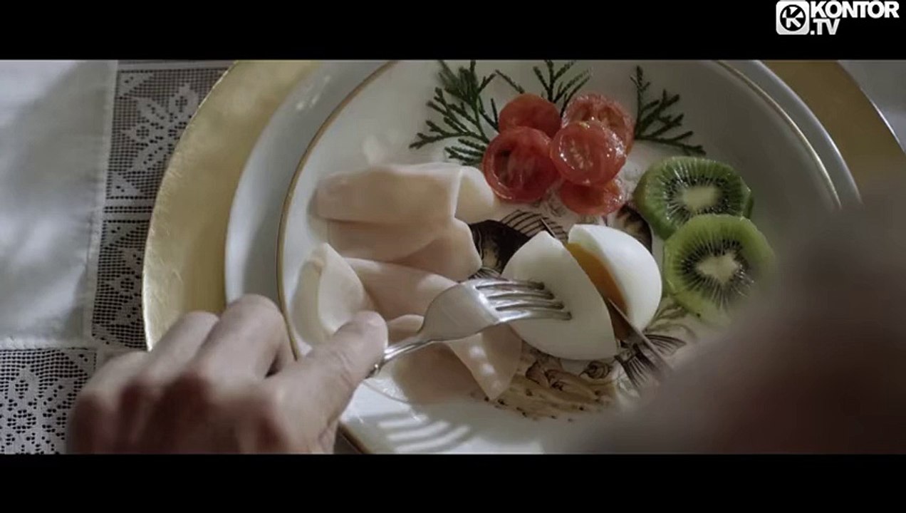 Kiki Doll - Hey Mister (Luca Debonaire Video Edit) (Official Video HD)