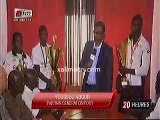 Youssou Ndour offre 10 millions FCFA à Génération foot