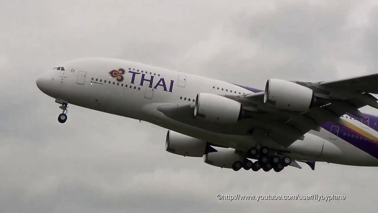 Thai Airways Airbus A380 #1 HS-TUA First Flight Full Color Hamburg Airport - 01.09.2012