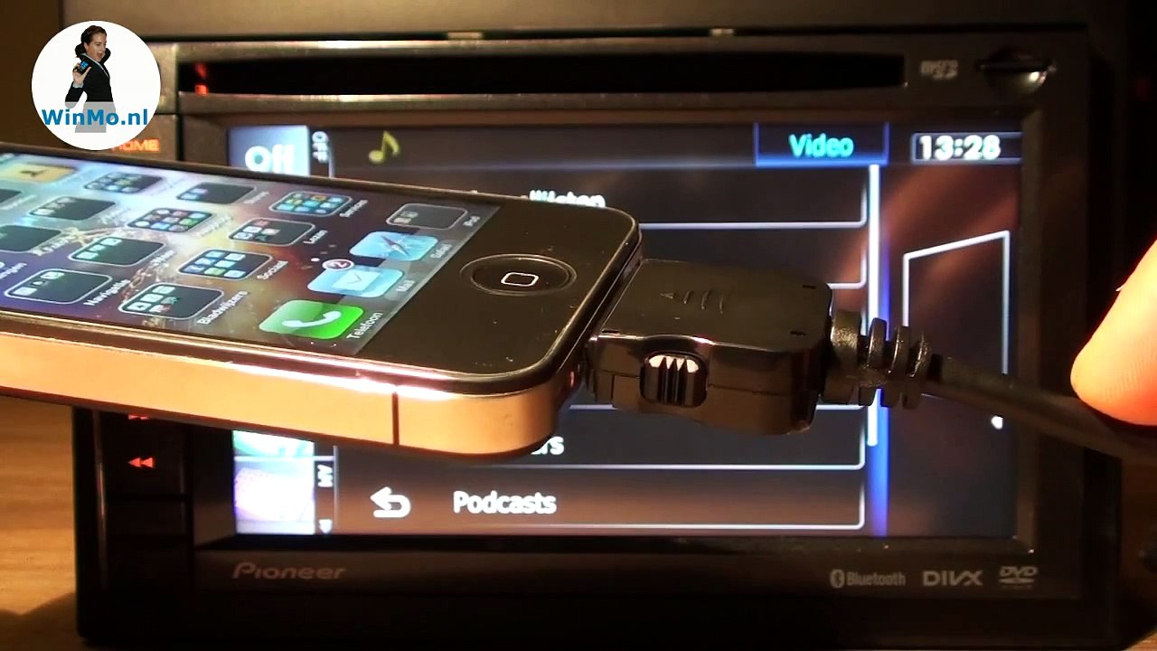 Pioneer AVIC-F930BT video review (Jeremy Tjon)