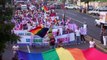Lesbianas, gay, trans y heterosexuales marchan en el Día Internacional del Orgullo Gay. 28/06/2011